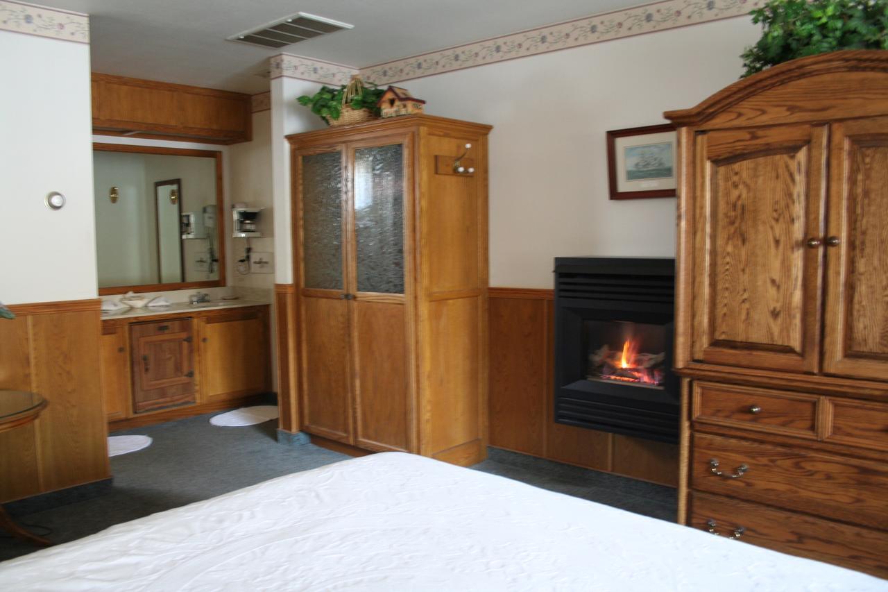 Captain'S Cove Inn Cambria Εξωτερικό φωτογραφία
